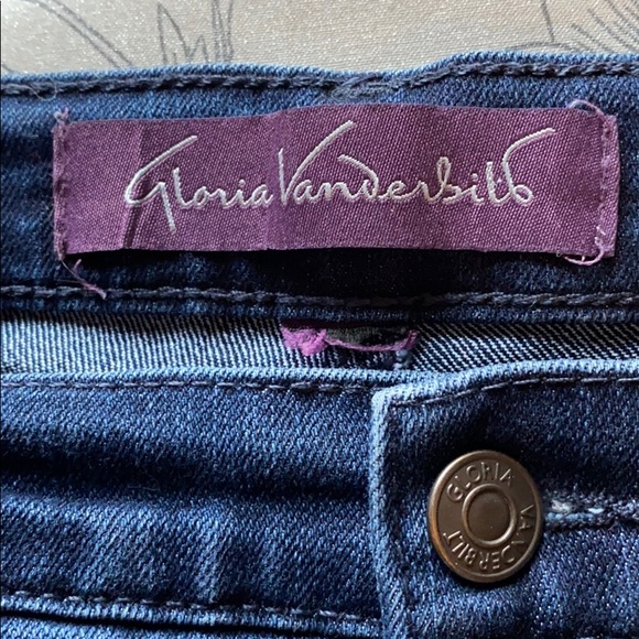 GLORIA VANDERBILT Amanda Jeans - Picture 4 of 10